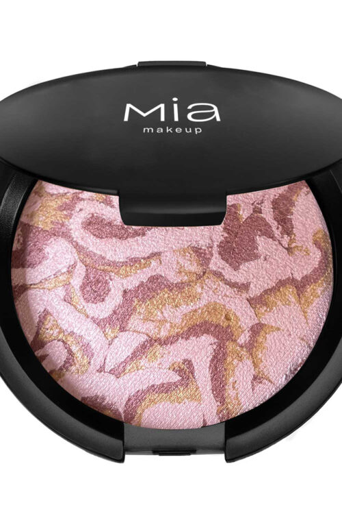Glowing baked blush